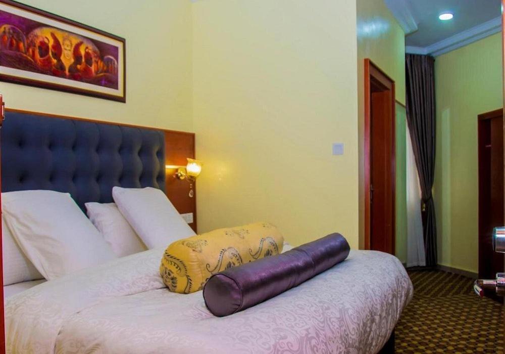 Esther Court Hotel Akure Luaran gambar
